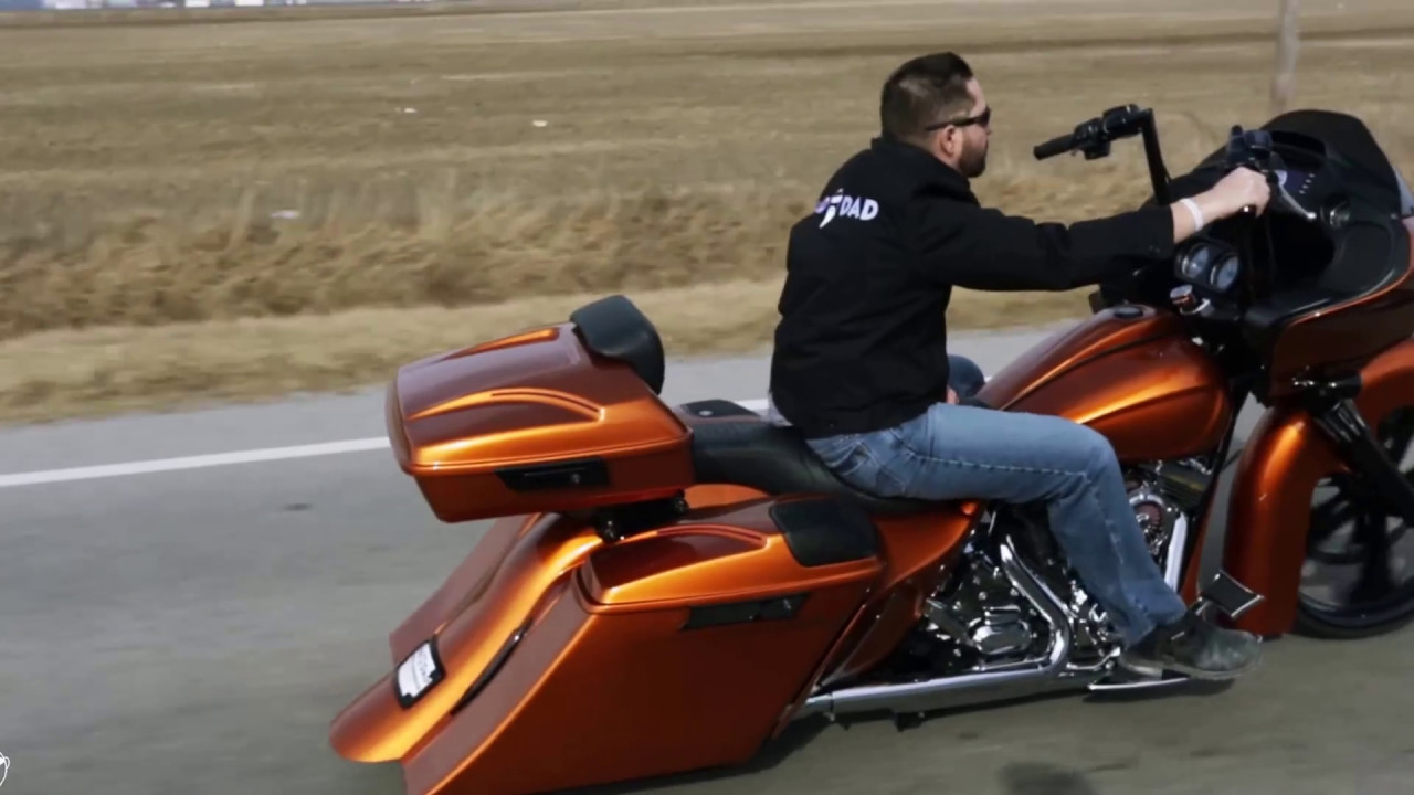 Bad Dad Presents: 2015 Competition Series Road Glide - YouTube