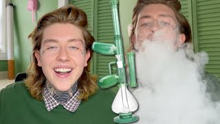 THE COOLEST BONG EVER…