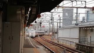 681系特急しらさぎ5号金沢行名古屋4番線到着