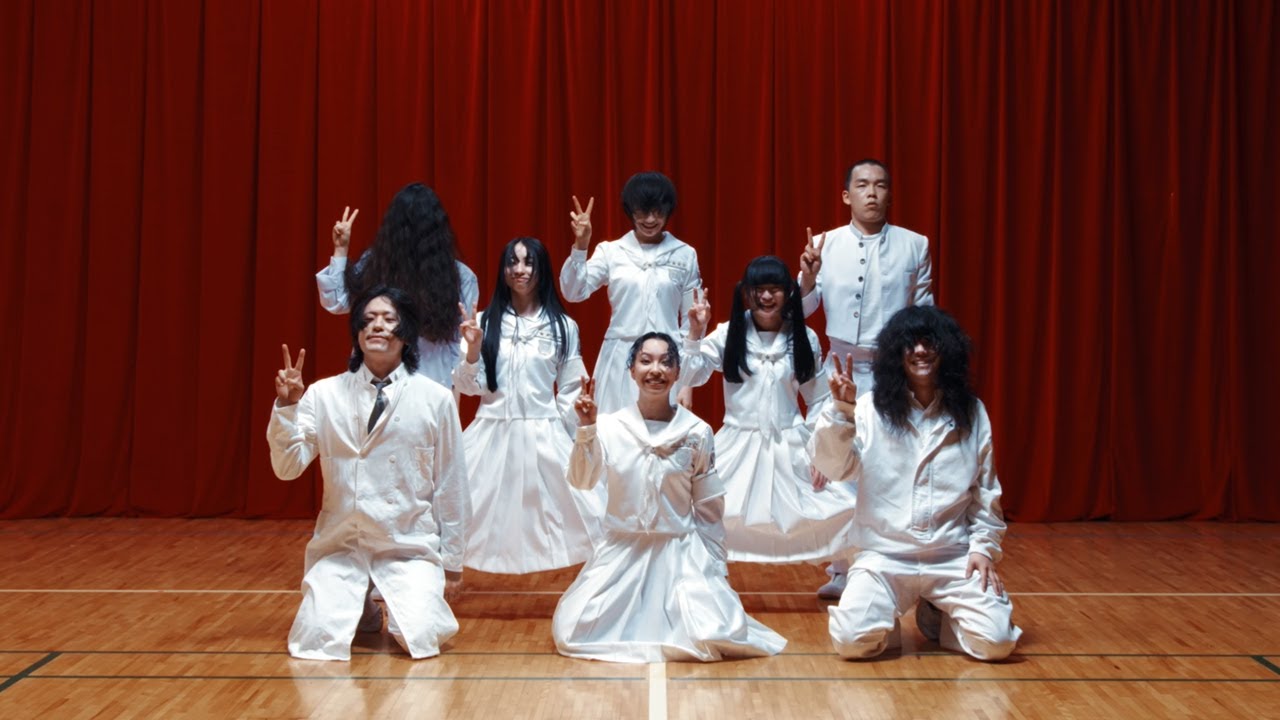 Balming Tiger (feat. ATARASHII GAKKO!) - '나란히 나란히 Narani Narani' (Performance Video) Balming Tiger (feat. ATARASHII GAKKO!) - '나란히 나란히 Narani Narani' (Performance Video)