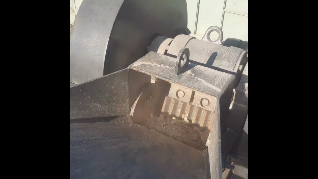 Crushing Gold Ore YouTube