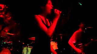 Polica, &quot;Form&quot;