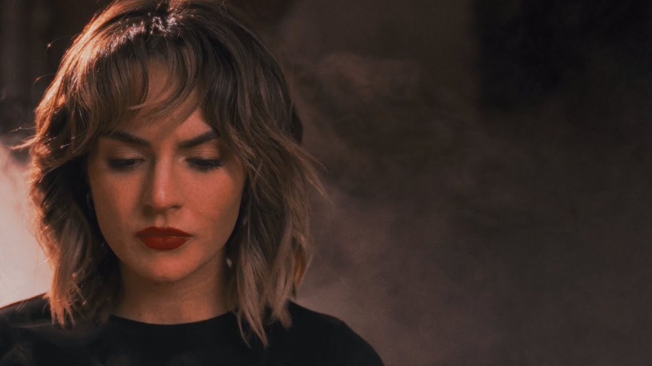 Смотреть «JoJo - Nobody (Official Lyric Video)» на YouTube Смотреть «JoJo - Nobody (Official Lyric Video)» на YouTube