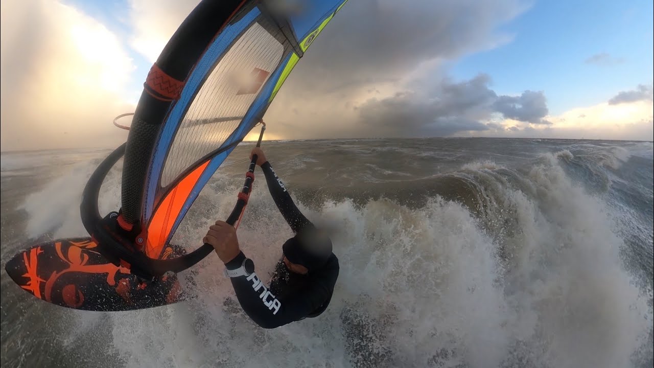 🇳🇱 STORMCHASE 50-60 (peak 70) KNOTS IJMUIDEN WINDSURFING 24/11/2023