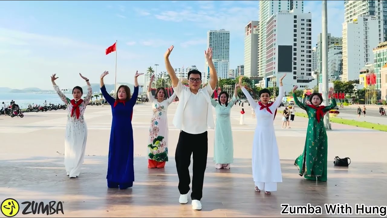 Nhà Tôi Có Treo Một Lá Cờ | Hà Anh Tuấn❌DTAP | V-Pop | Zumba®️| Zumba With Hung