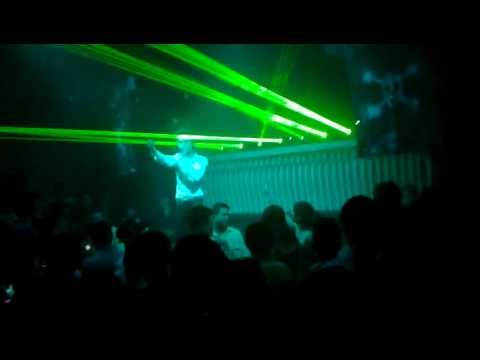 KHẮC VIỆT  (LIVE)  sôi động ở bar,club MTM - Bình yên nhé remix