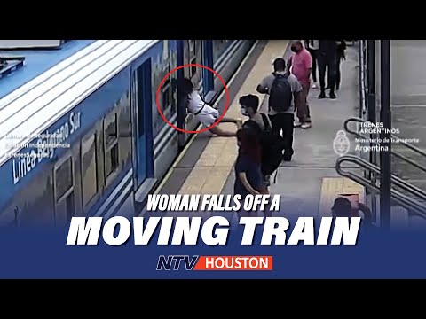 The woman falls off a moving train at Argentina station