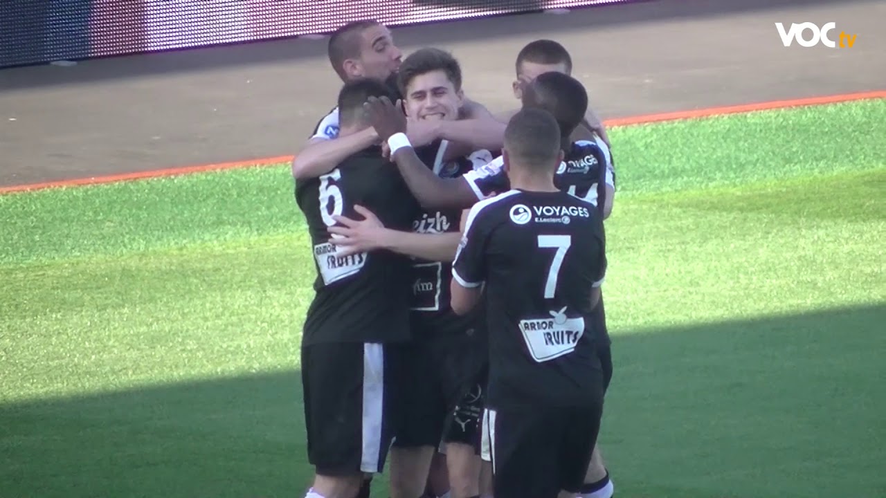 N3. Vannes OC 5 - 0 Dinan-Léhon : LE VOC EST EN N2 !