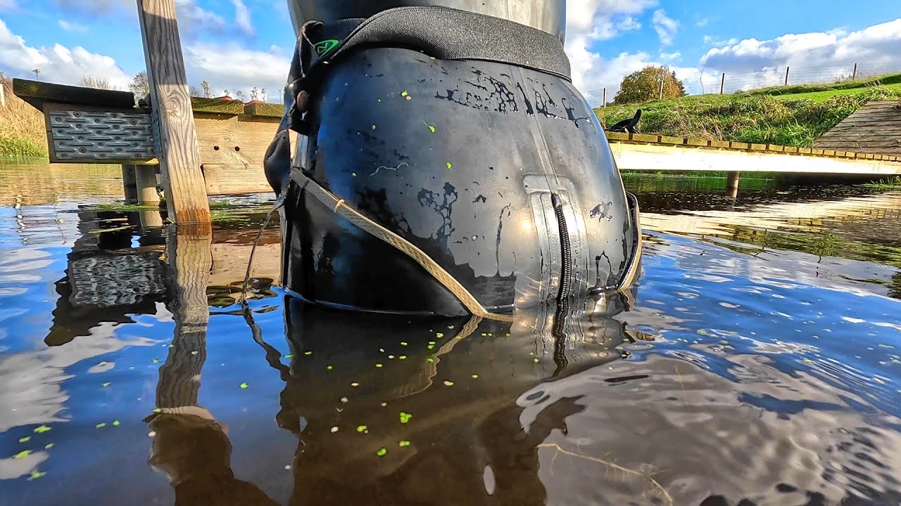 Video 119 - Sun shine - taster (HellyHansen waterproofs, Bullseye rubber hip waders & latex catsuit)