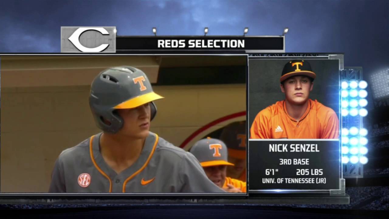 Which player will the Cincinnati Reds select with the No. 5 pick in the MLB Draft?