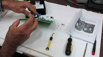 Fitting a PT200MI analogue option.