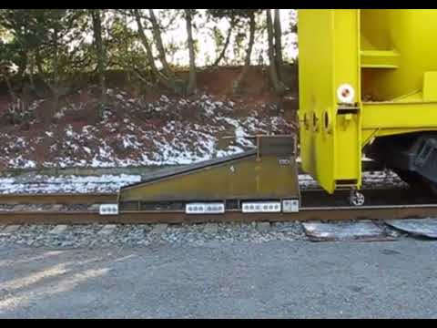 train buffer stop Test - the bass thought 💭