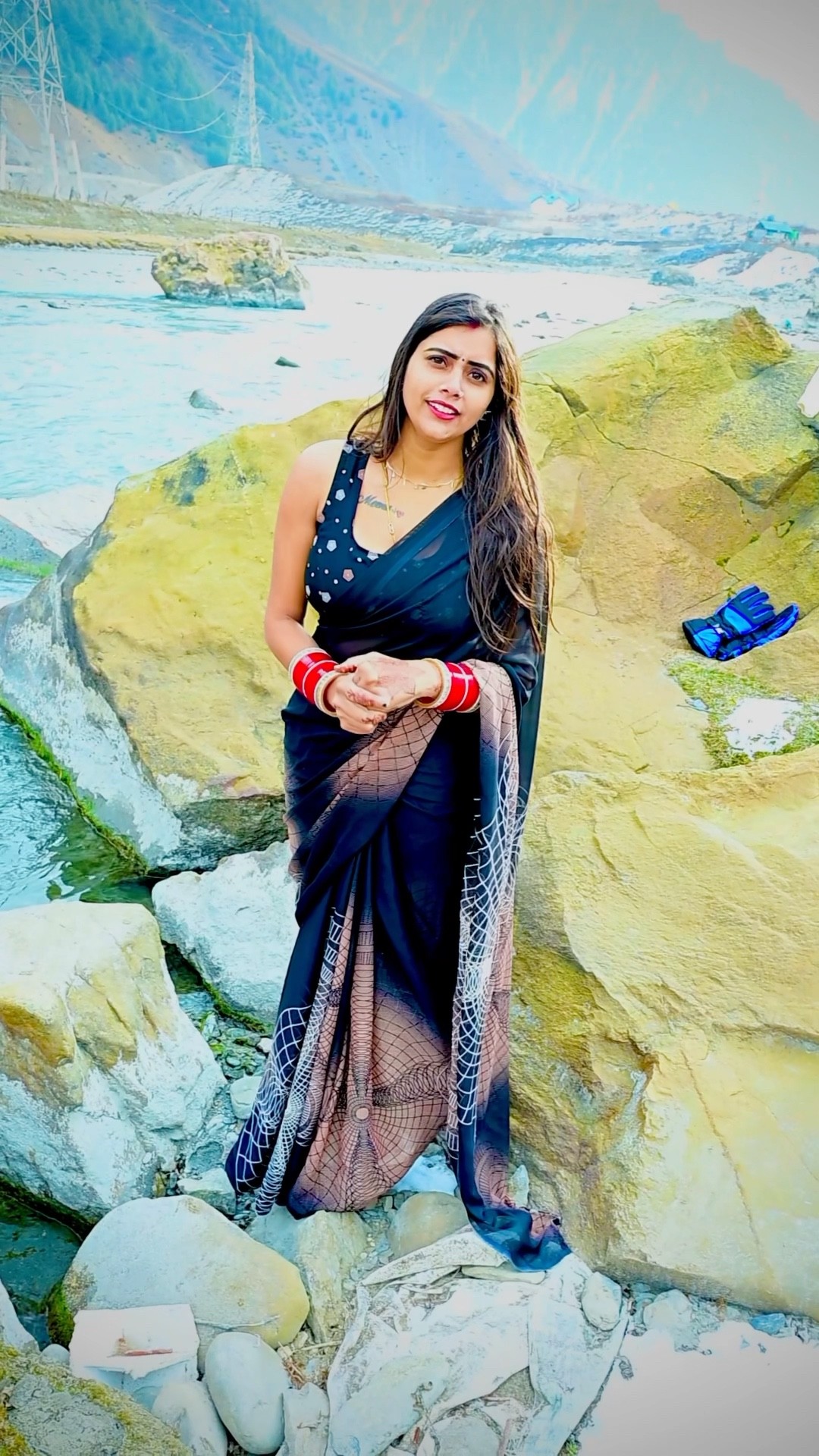 तू चीज़। बड़ी है मस्ट mast #shorts #love #meenu #trending #ytshorts
