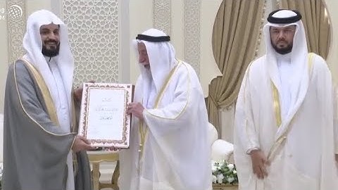 حاكم- الشيخ سلطان بن محمد القاسمي اليوم الشيخ رعد الكردي بمناسبة إتمامه تسجيل ختمة القرآن الكريم