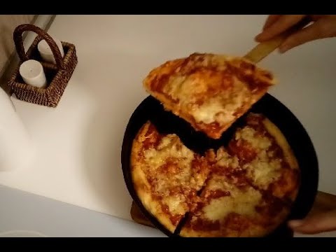 Вот как нужно готовить тесто для пиццы! #тестобезтруда Настоящая вкусная пицца - никаких сложностей!