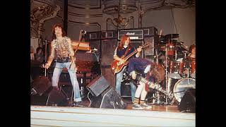 AC/DC- Can I Sit Next To You Girl (Live Wimbledon Theatre, London England, July 13th 1976)