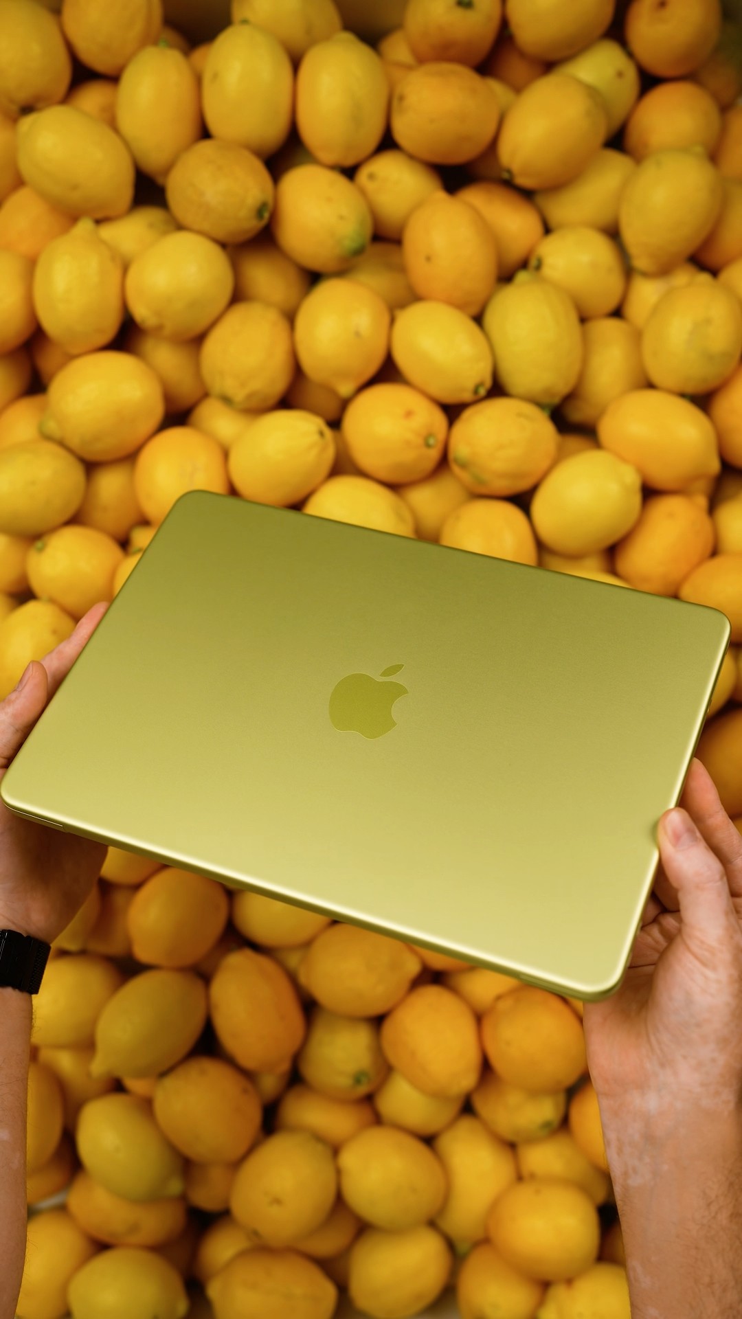 Unboxing MacBook Neo Amarillo Cítrico - YouTube