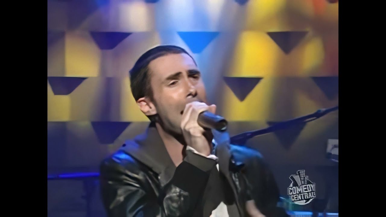 Maroon 5 - This Love (Live on Conan 2004) [HD]