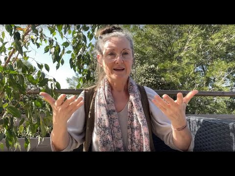 Pascale Tilly Thérapeute globale - YouTube