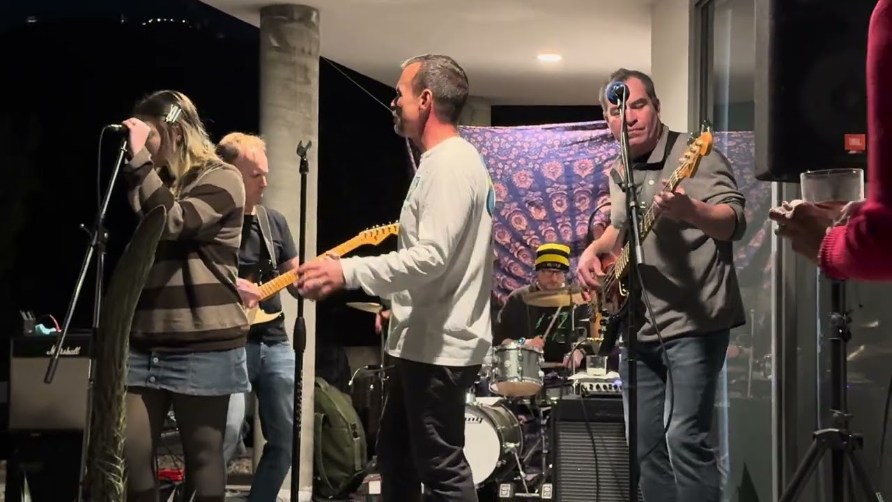 girlfriend (matthew sweet) 06 dec 2025 by superdope