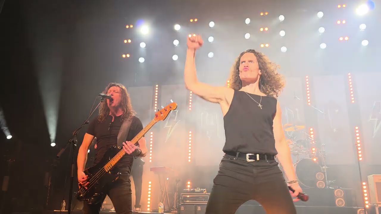 Thunderstruck⚡, by The Classic Rock Show 2026, Live in Guildford