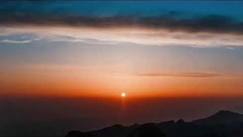 تلاوة عطره ما أجملها تطمئن بها القلوب