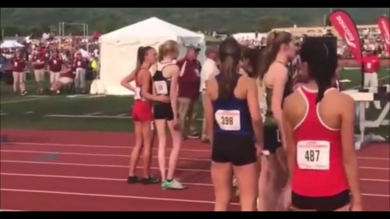 DISQUALIFIED Track Girl Throws a Fit, GETS REMOVED From The Track YouTube