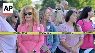 Hundreds wear pink in support of Lindsay Clancy outside her trial