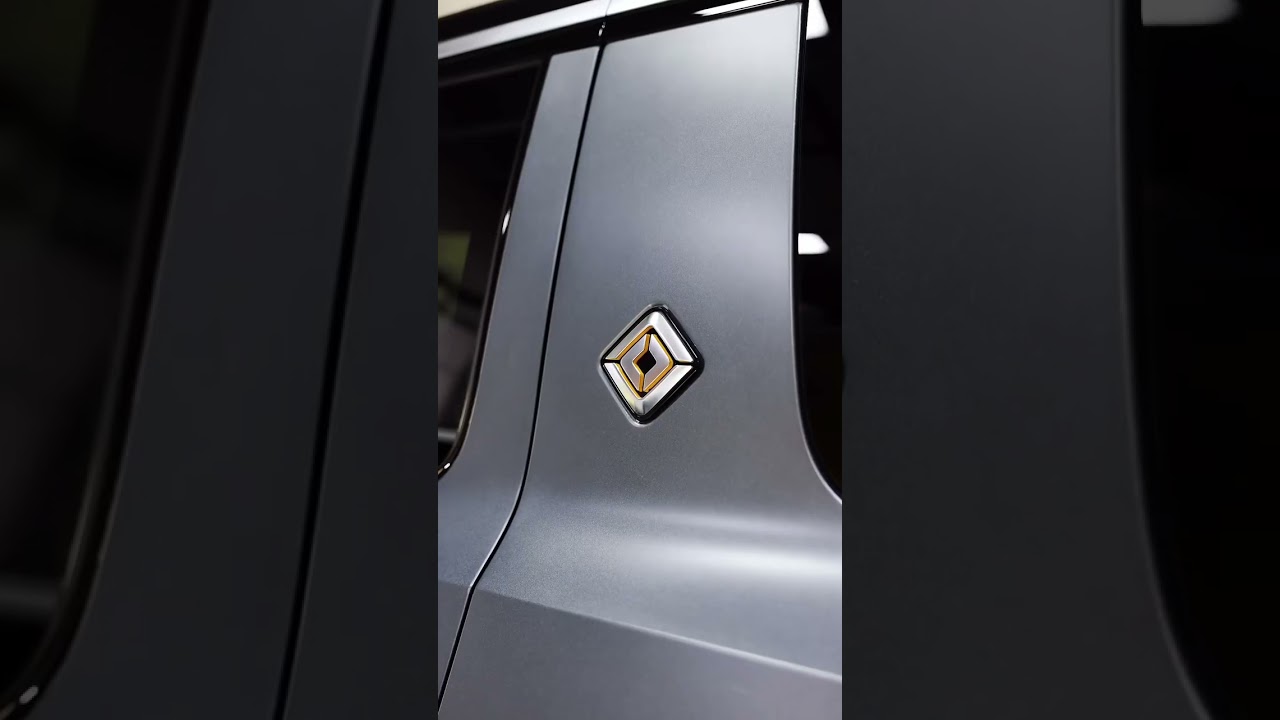 The cutting edge of paint protection films. 🗡️