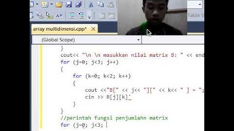 pemrograman c++ _array multidimensi penjumlahan matrix _wildan