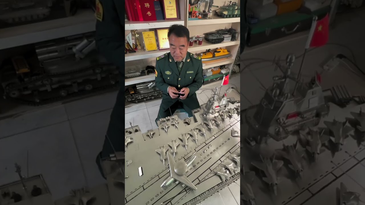 He Make Fighter Plane For China 