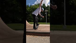 Heelflip Manual :D