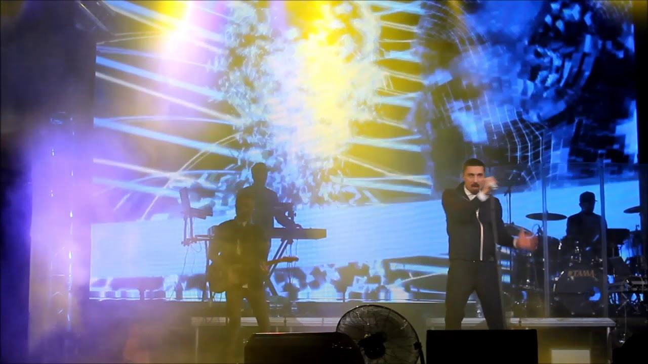 Время река Дима Билан Саратов 05.03.2018 - YouTube