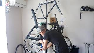 シマノ ホローテック ボトムブラケットのはめ方　How to install shimano hollow tech bottom brackets