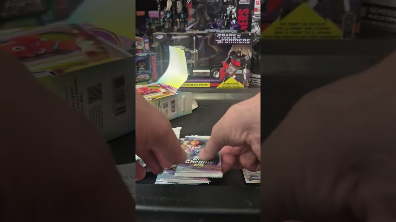 Disney 2025 Topps Chrome Box Opening 