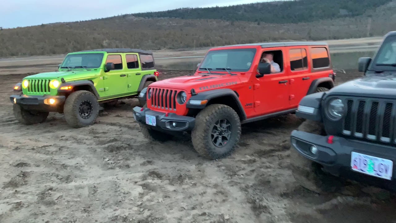 JL & JK Jeep Wrangler Unlimited’s take on the Central Oregon Desert
