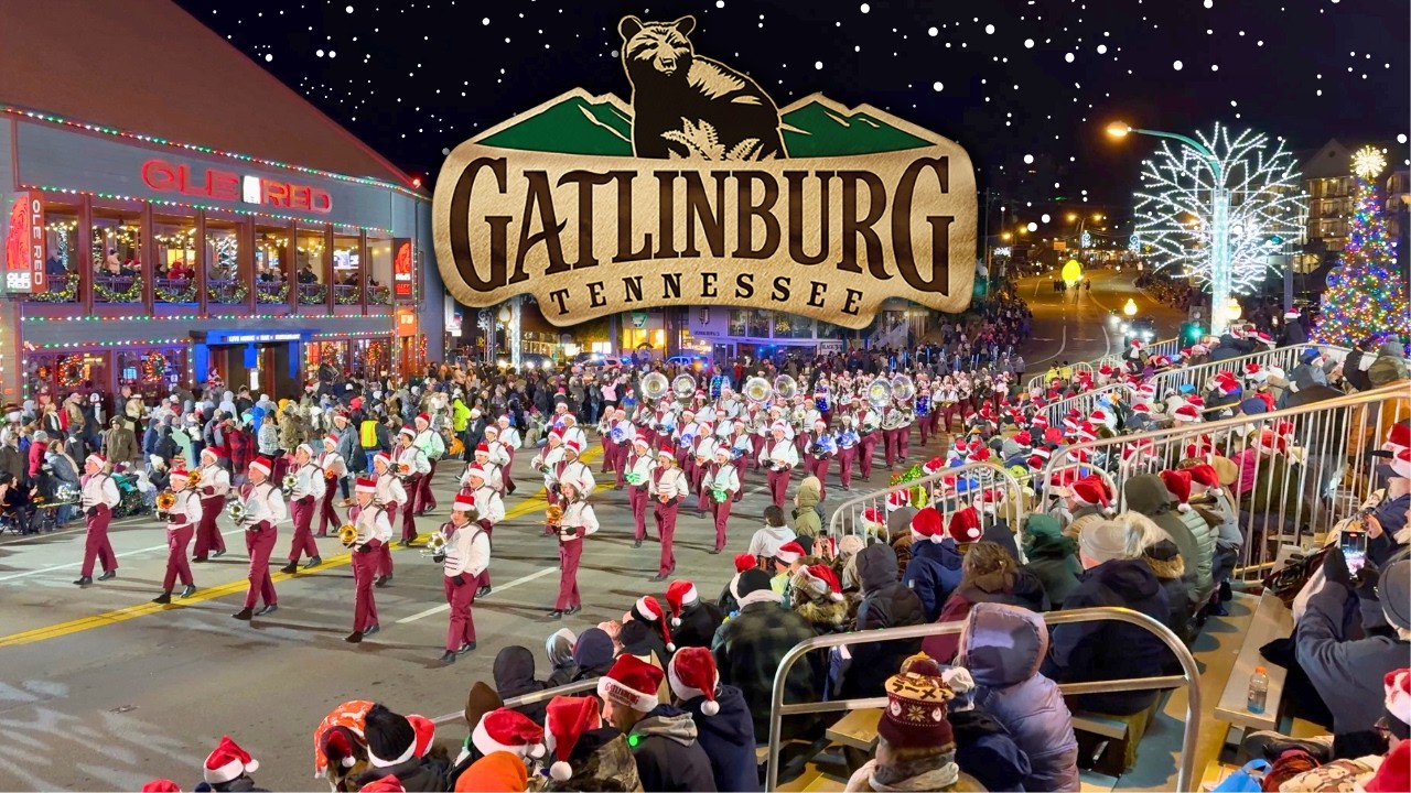Gatlinburg Fantasy of Lights Christmas Parade 2024 | FULL 4K Version