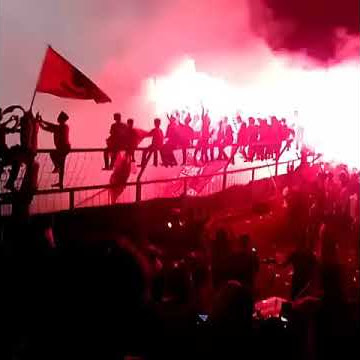 Inilah red gank walaupun PSM kalah kami tetap beri dukungan