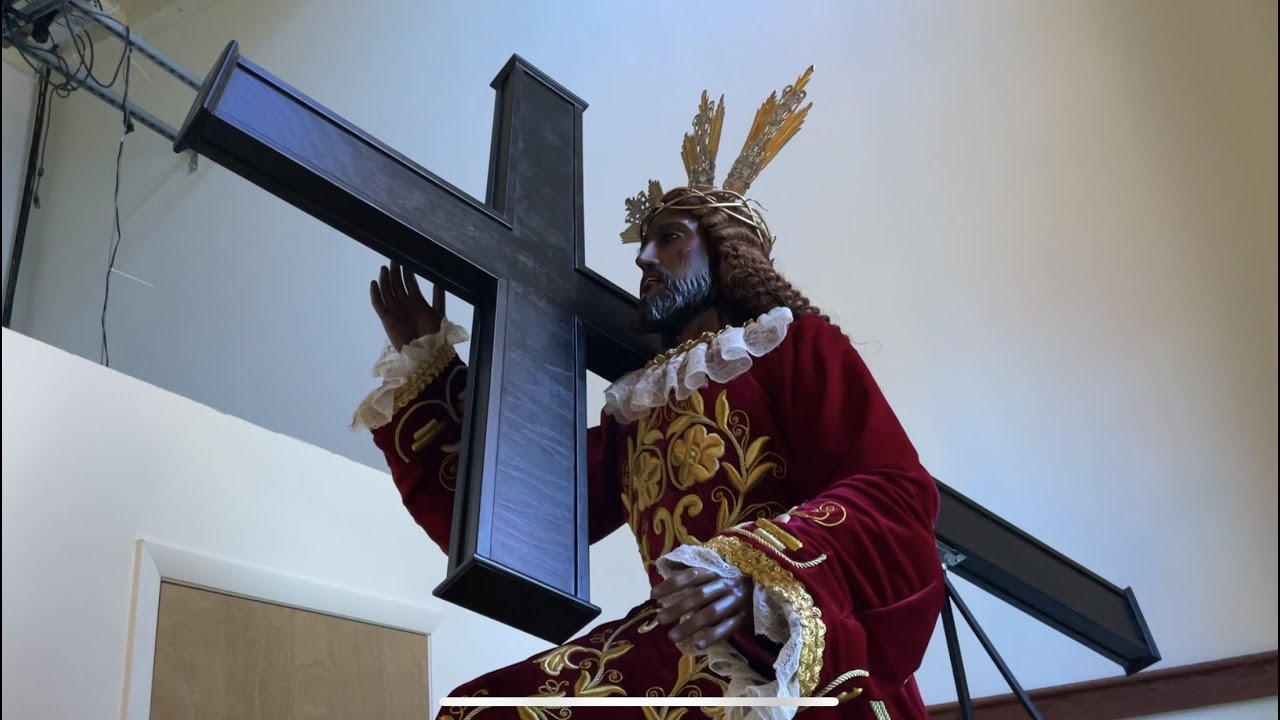 Feast of Jesus the Black Nazarene Unites Families - YouTube