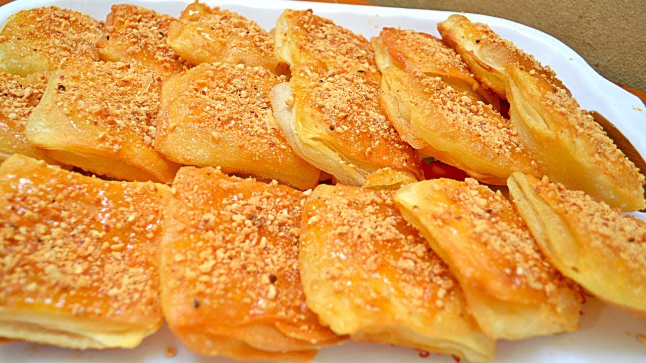 رغيفات العيد تحفة 👌مورقين بملعقة زبدة واحدة فقط روووعة دون تعب خفاف او مقرمشين 😋😋