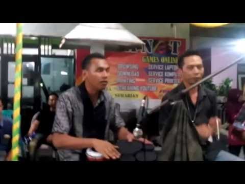 Lagu Umbul Umbul Blambangan Versi Gandrung Mp3 Download 