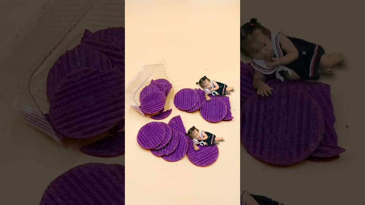 cutie-baby-eat-chips-food-cutebabypanda-cutebabies-youtube