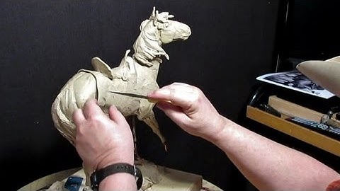 Sculpting with Lemon - War Clouds - Re-Working the Horse Anatomy