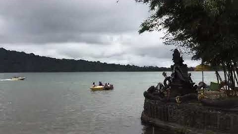 DANAU BEDUGUL  II  BALI  II   Danau Bedugul, Bali yang indah dan mempesona