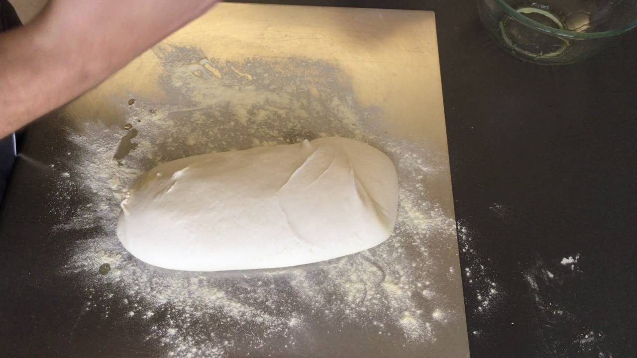 Pieghe di rinforzo per pane o pizza ad alta idratazione