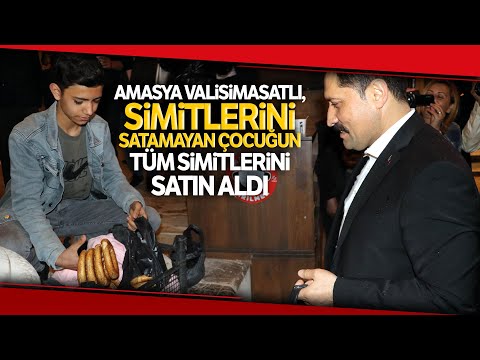 Halka Simit Dağıtan Vali Masatlı, Simitlerini Satamayan Genci Sevindirdi