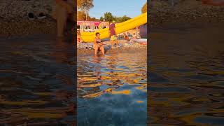Лазаревское, пляж Дельфин. Море чистое, прозрачное и тёплое 🌊🌊🌊 🔥🔥🔥😎 #лазаревское #море #2025 #сочи