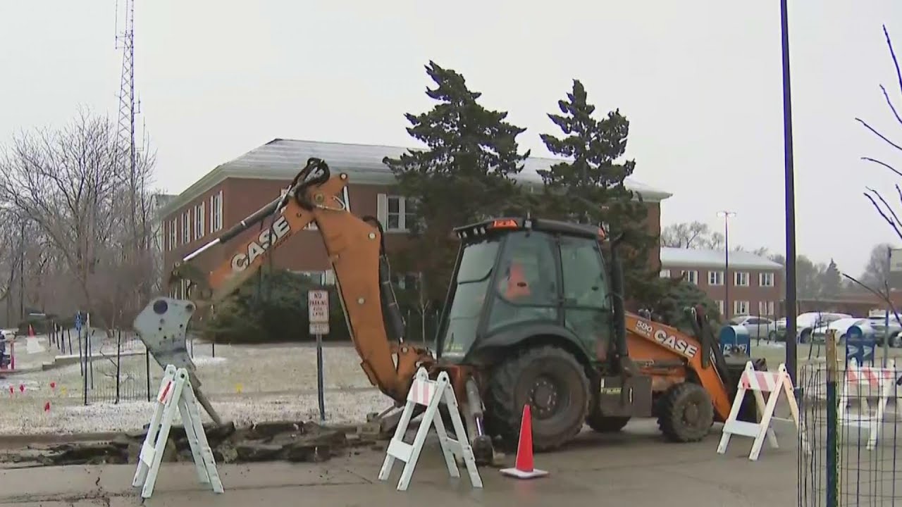 maywood-courthouse-reopens-after-water-main-break-youtube