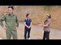 Hang's mother boasted about her investment, while Nhat's mother worried about her.