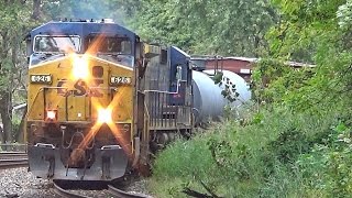 CSX Q370 Led By An AC6000CW